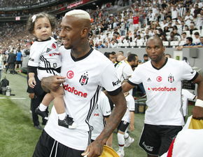 开云电竞赛事-安德森的转会操作被认为是俱乐部现代化管理的体现,安德森 足球