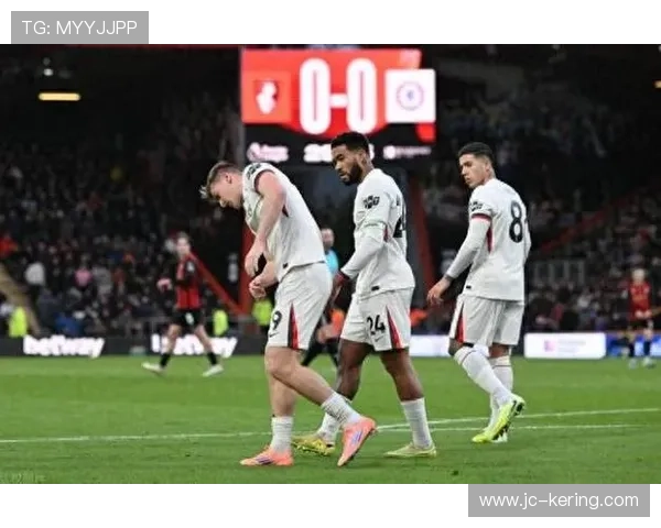 切尔西连续压制对手禁区