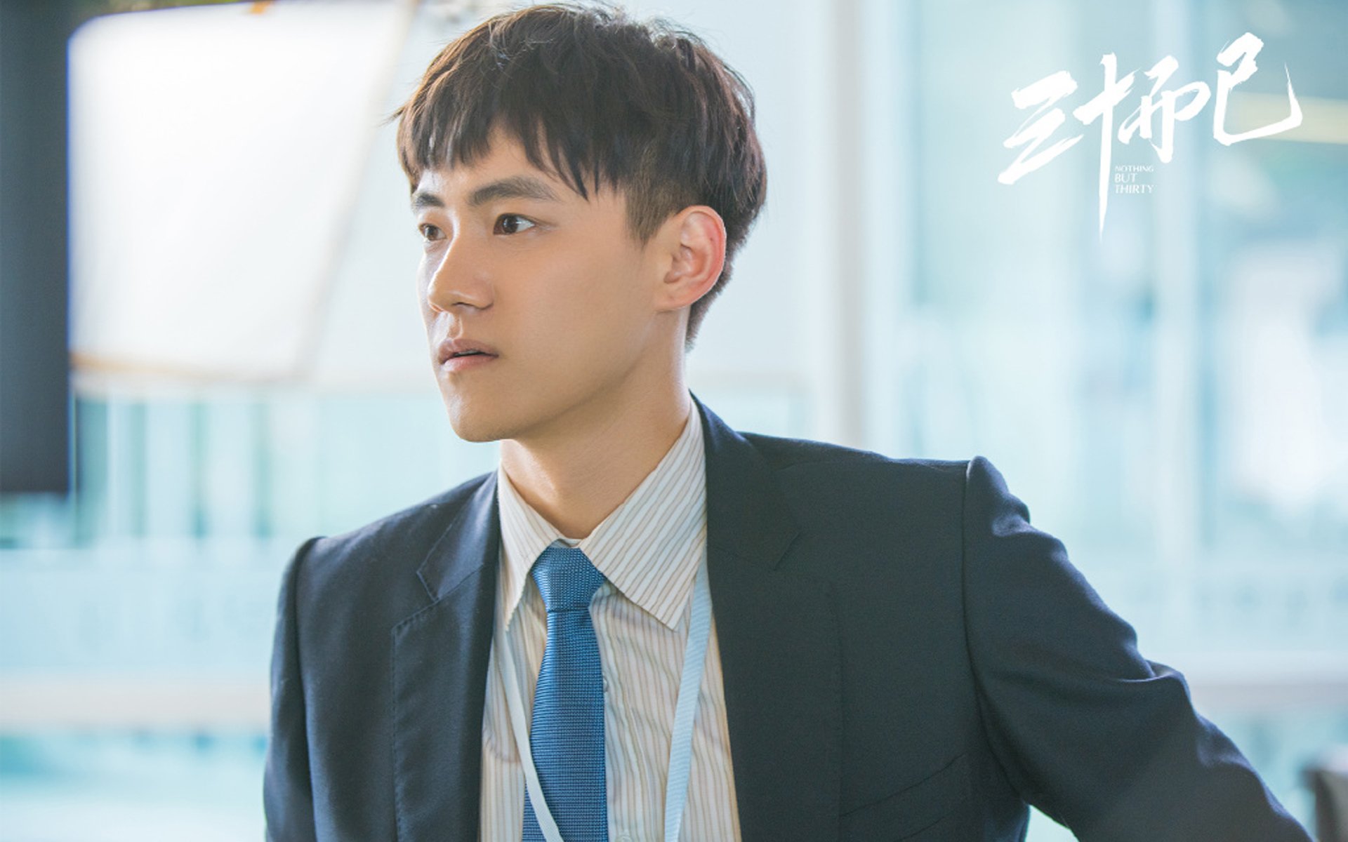 场馆照明系统全面升级保障夜场比赛清晰呈现，室内场馆照明亮度标准